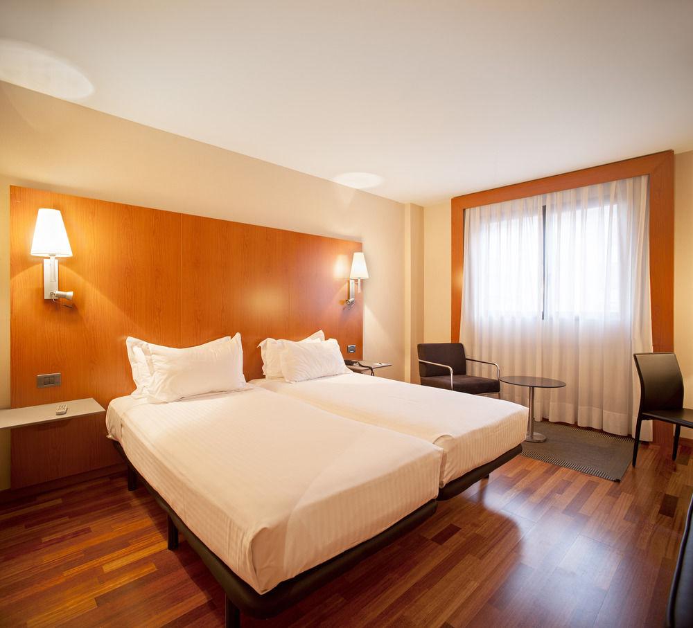 Ac Hotel Huelva By Marriott Екстер'єр фото