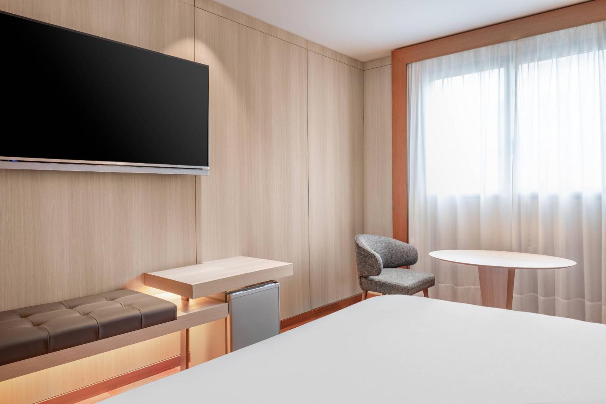 Ac Hotel Huelva By Marriott Екстер'єр фото